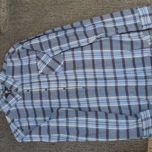 Volcom size large blue flannel
